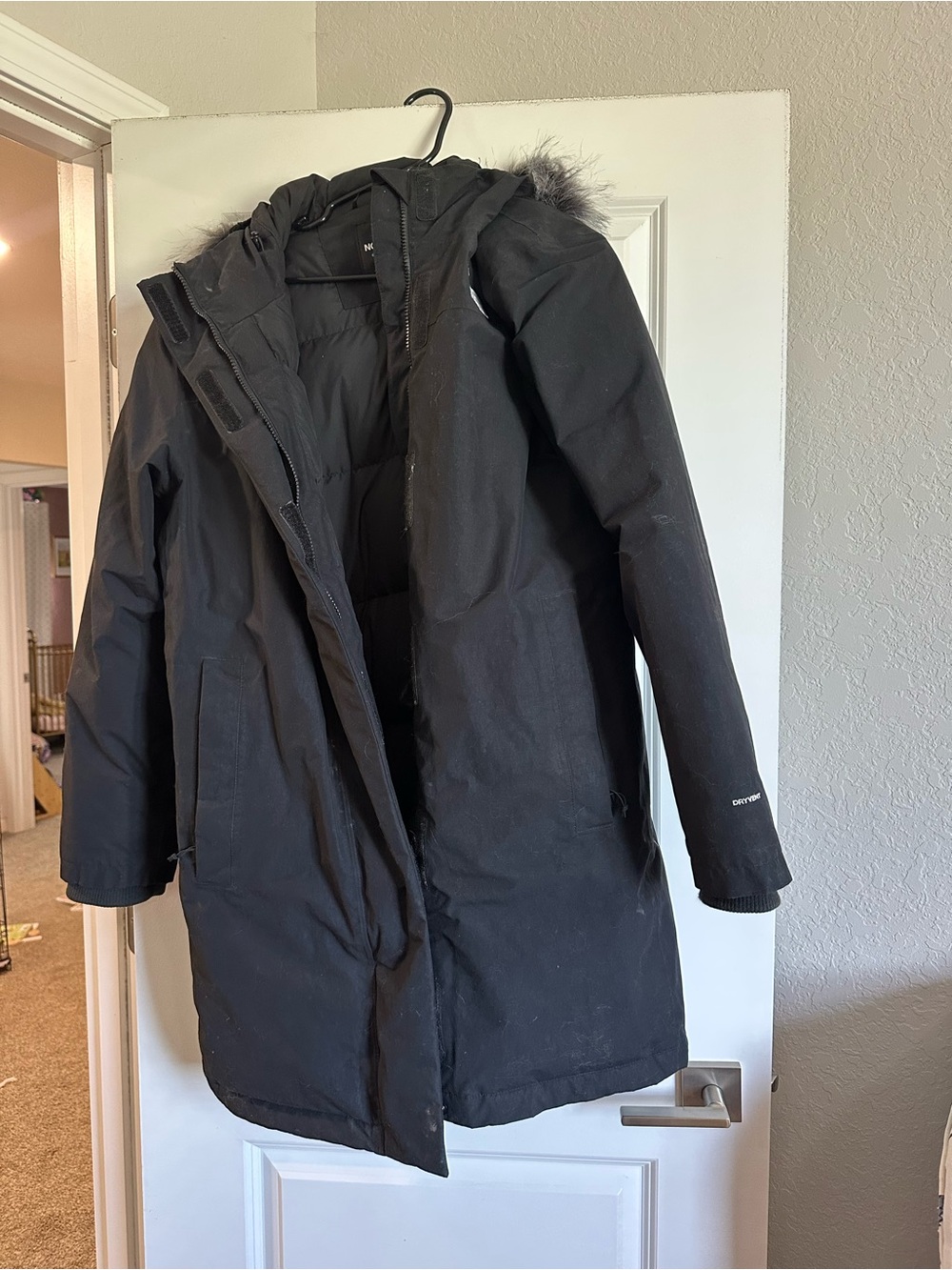 The North Face Black Women’s Ski & Snow Jacket with Faux Fur Trim